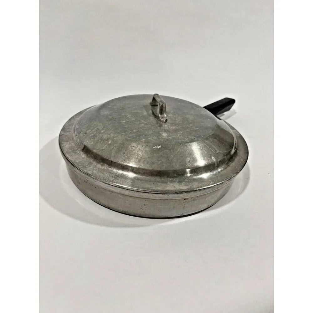 Vintage Miracle Maid Cookware G2  11.5" Cast Aluminum Skillet Frying Pan w/Lid - Picture 2 of 7